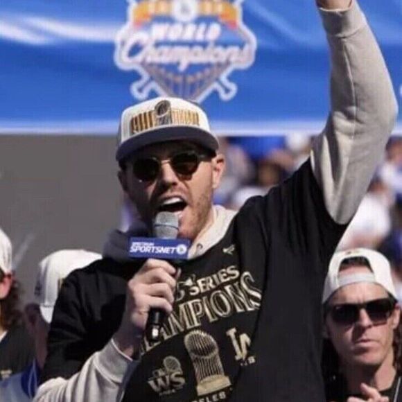 Los Angeles Dodgers New Era 2024 World Series Parade Snapback 59FIFTY Hat - Picture 9 of 9